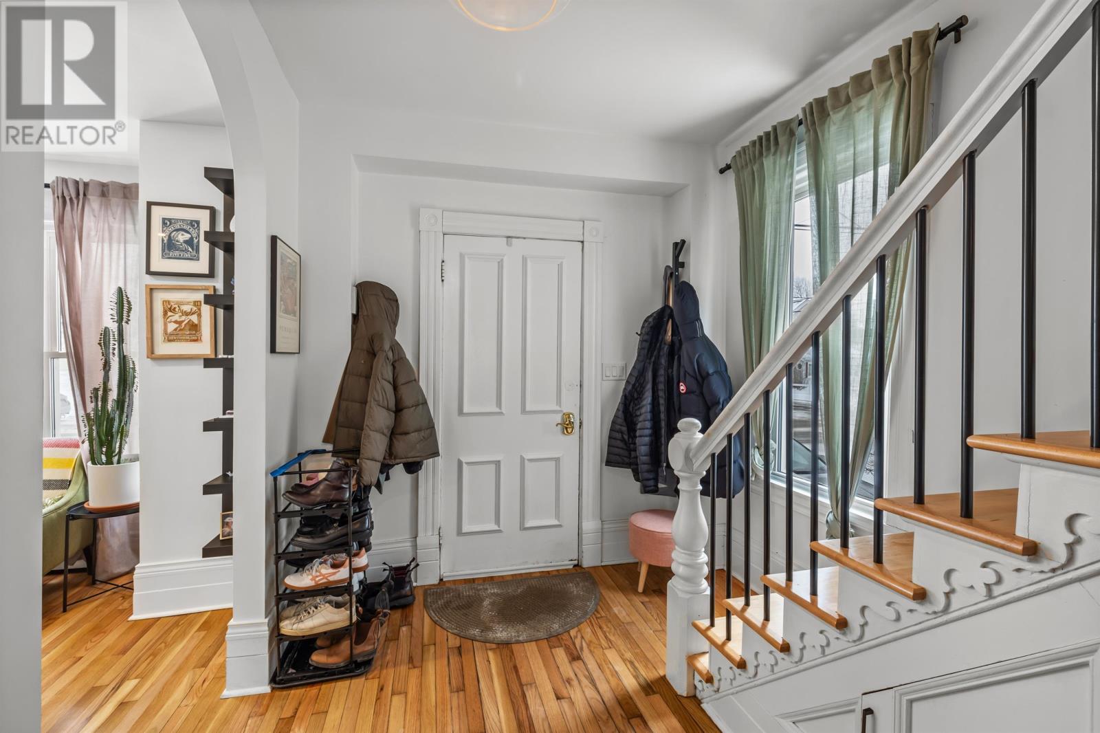 67 Hillsborough Street, Charlottetown, Prince Edward Island C1A 4W3 - Photo 2 - 202602002