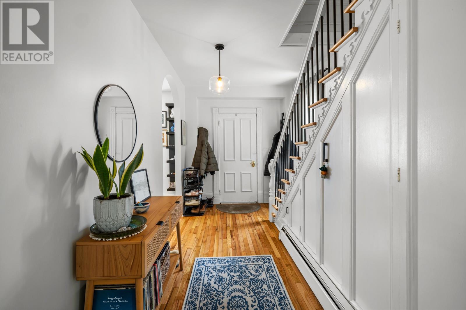 67 Hillsborough Street, Charlottetown, Prince Edward Island C1A 4W3 - Photo 3 - 202602002