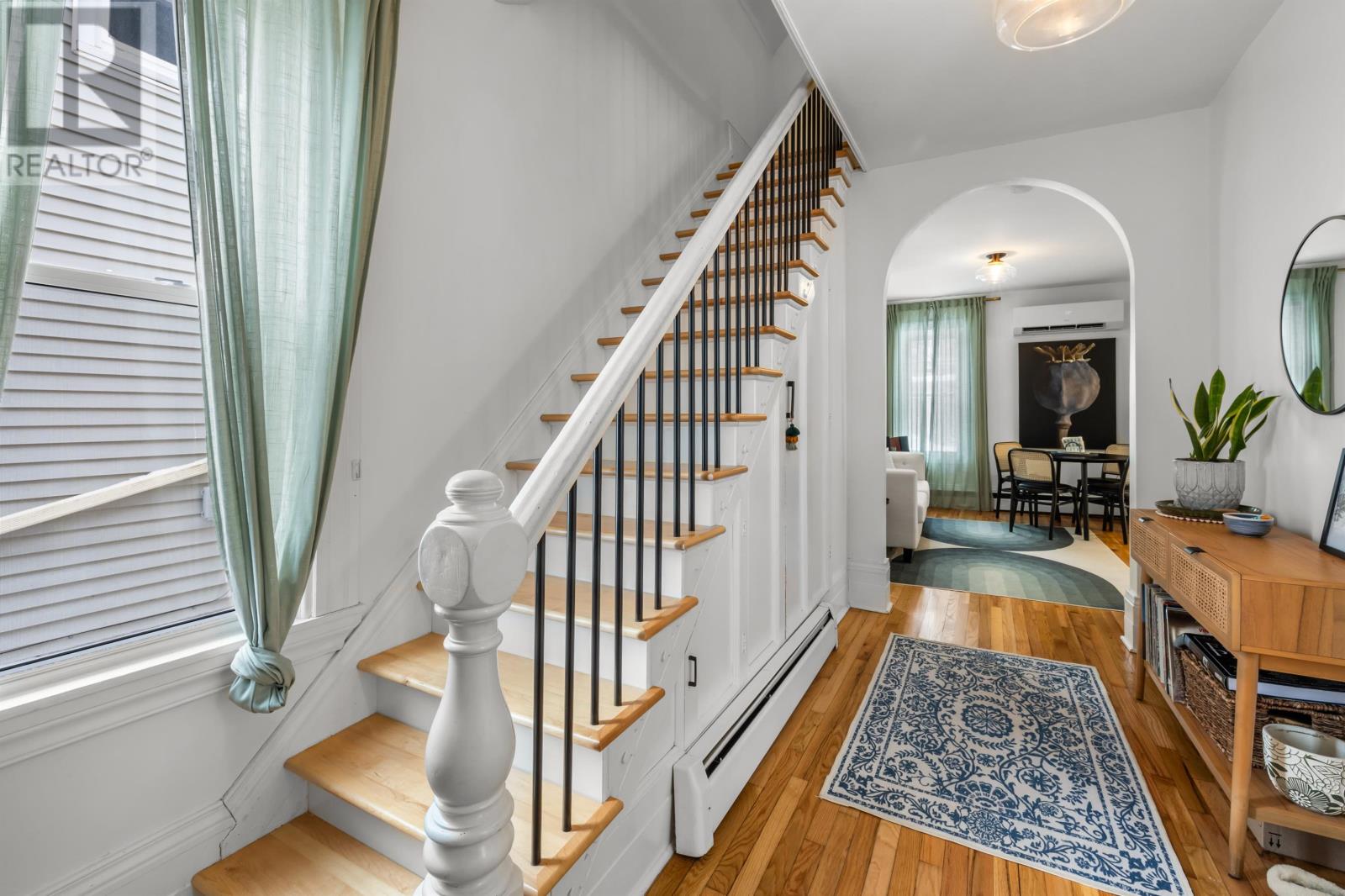 67 Hillsborough Street, Charlottetown, Prince Edward Island C1A 4W3 - Photo 4 - 202602002