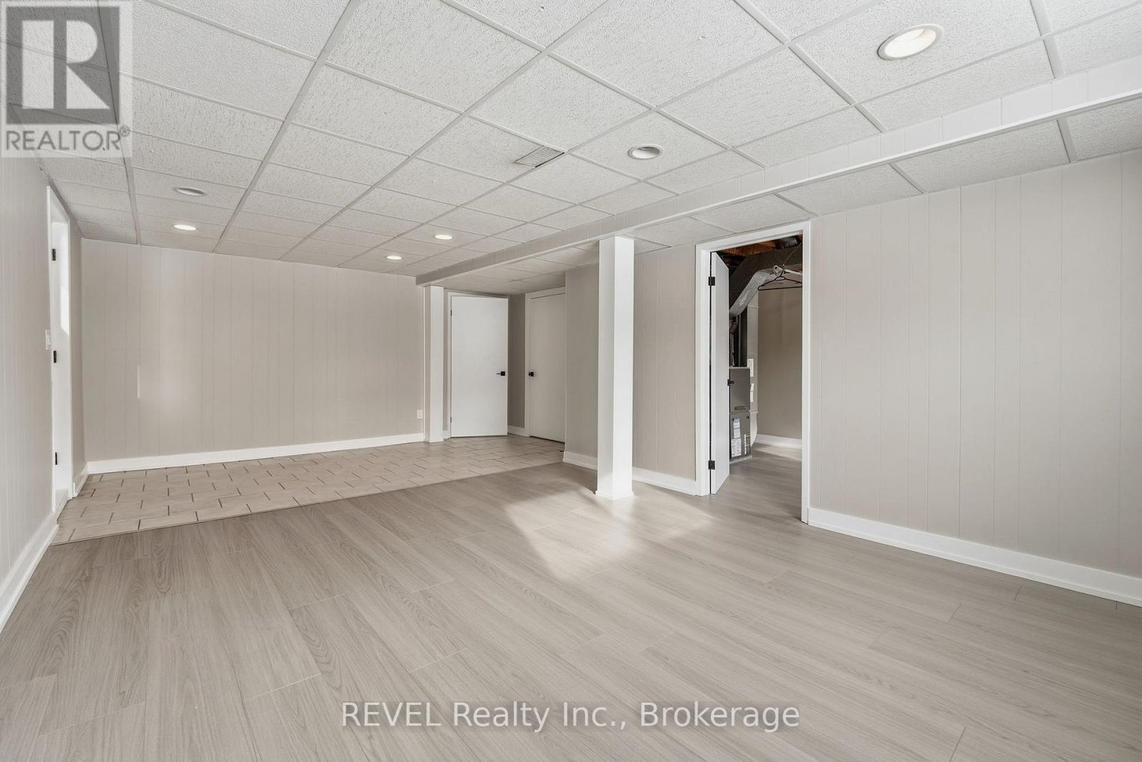 8230 Westwood Street, Niagara Falls, Ontario  L2H 1Y4 - Photo 25 - X12753334