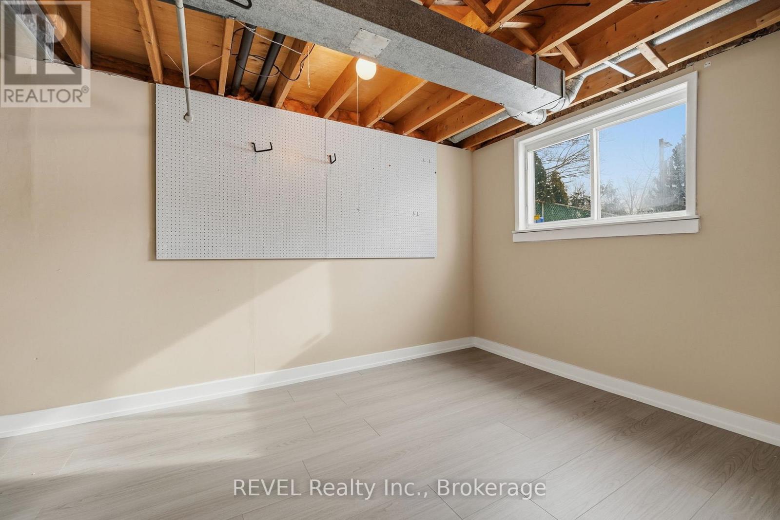 8230 Westwood Street, Niagara Falls, Ontario  L2H 1Y4 - Photo 26 - X12753334