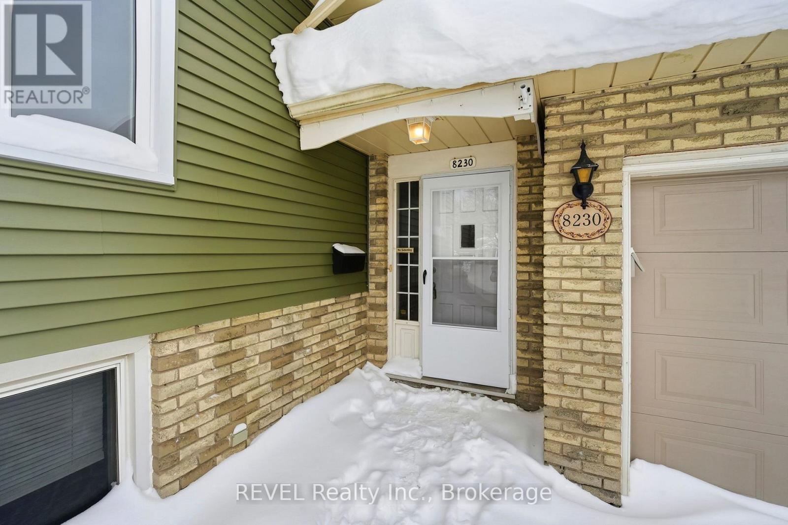 8230 Westwood Street, Niagara Falls, Ontario  L2H 1Y4 - Photo 3 - X12753334