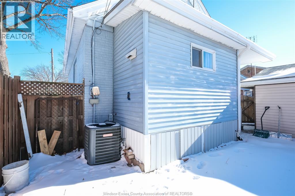 1603 Albert Road, Windsor, Ontario  N8Y 3R4 - Photo 7 - 26002465