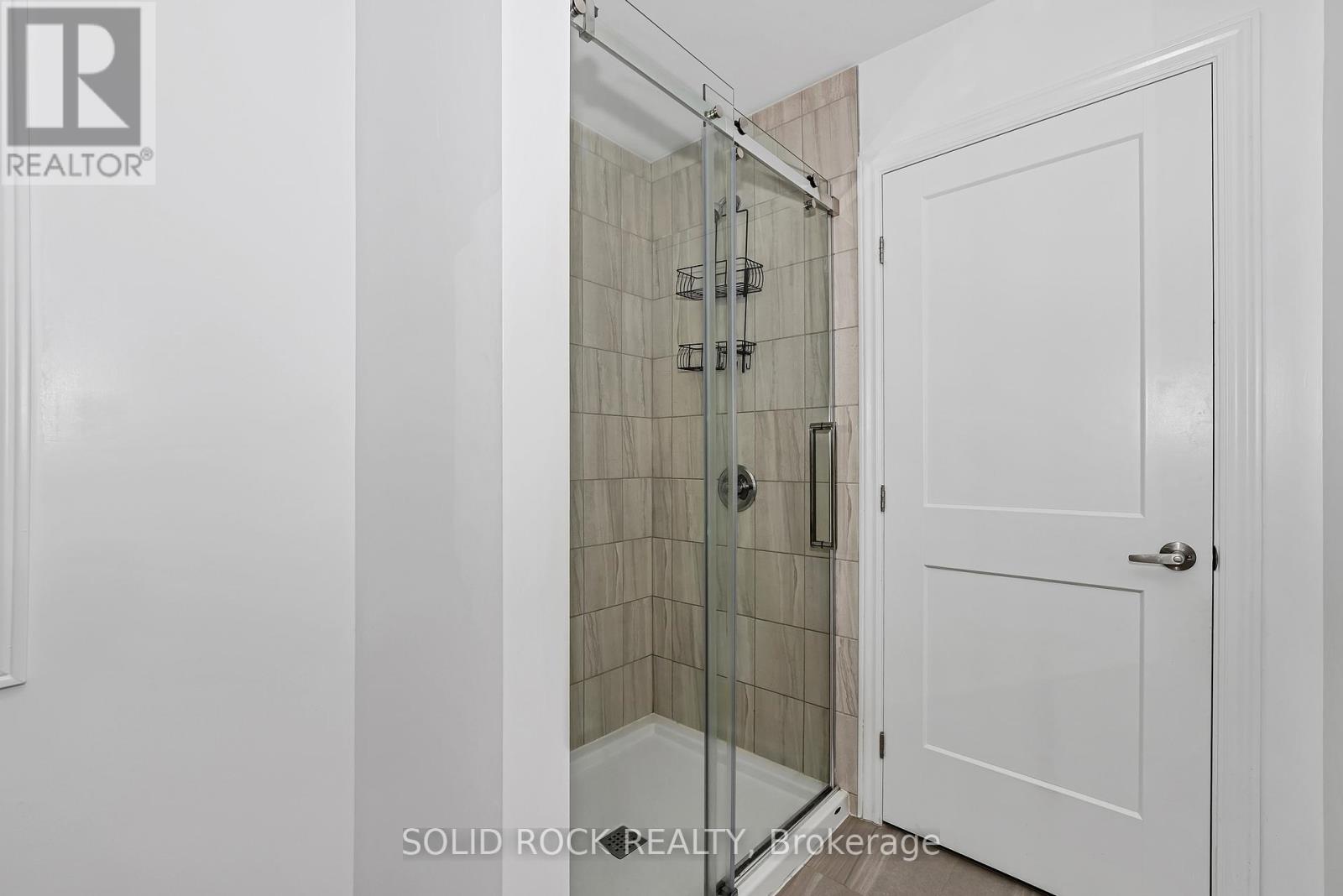 149 Minikan Street, Ottawa, Ontario  K1X 0E5 - Photo 17 - X12381381