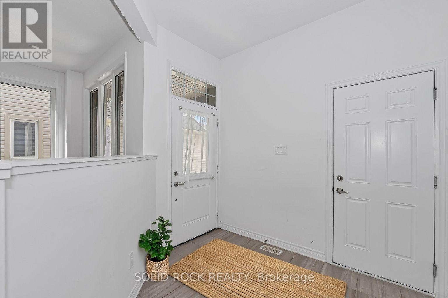 149 Minikan Street, Ottawa, Ontario  K1X 0E5 - Photo 3 - X12381381