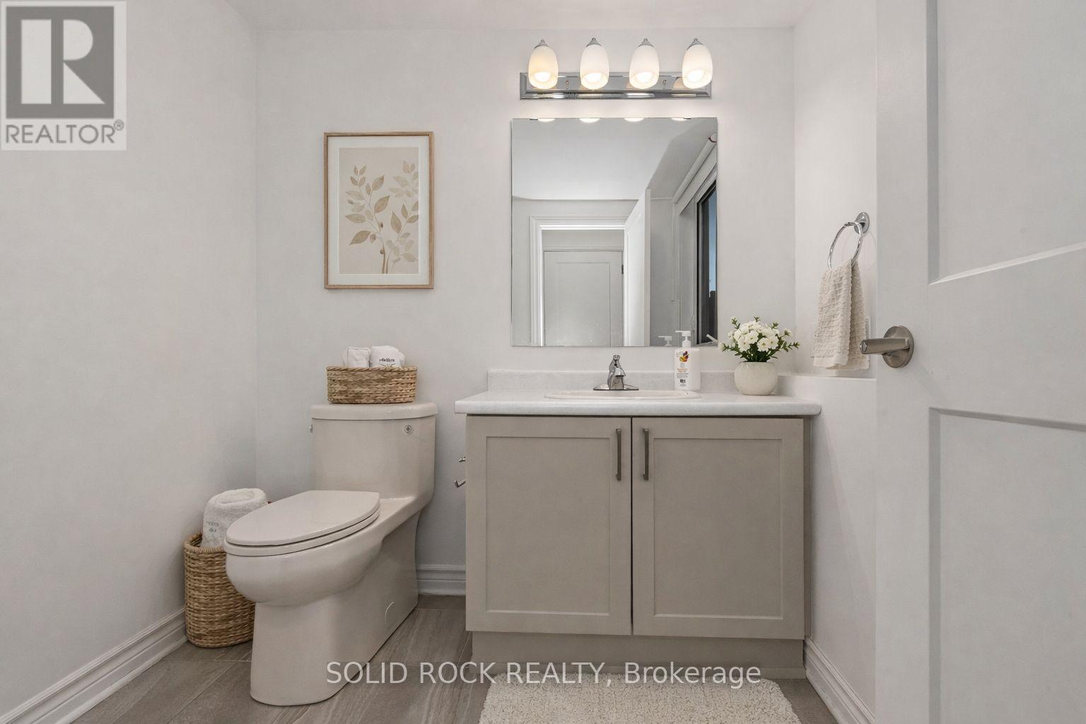 149 Minikan Street, Ottawa, Ontario  K1X 0E5 - Photo 5 - X12381381