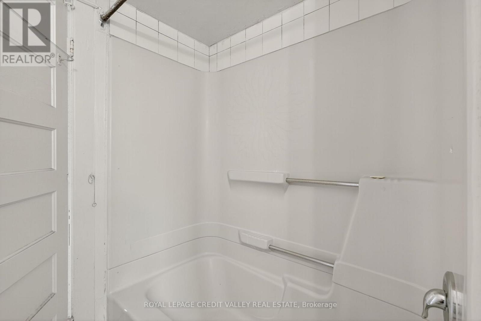 34 Joseph Street, Brampton, Ontario  L6X 1H6 - Photo 39 - W12436248