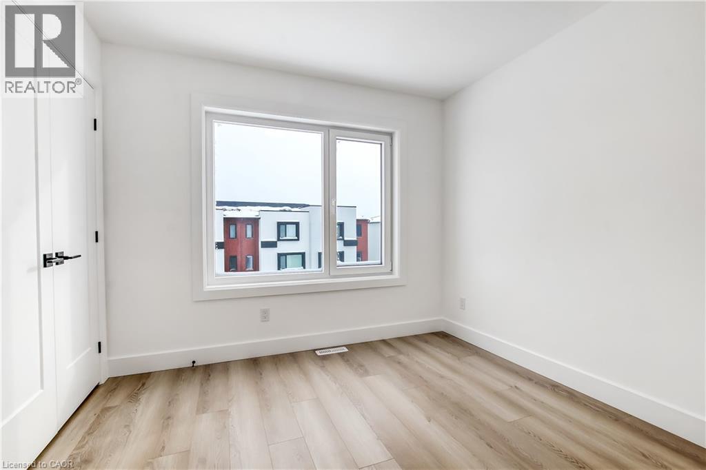 Photo 18 of 23 for 3361 David Milne Way