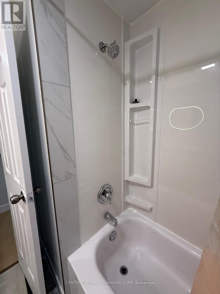 21 Vincent Crescent, London South, Ontario  N6C 4X9 - Photo 16 - X12744790