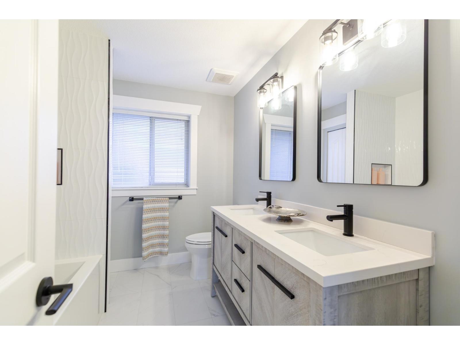 21018 45 Avenue, Langley, British Columbia  V3A 8Z4 - Photo 31 - R3084352