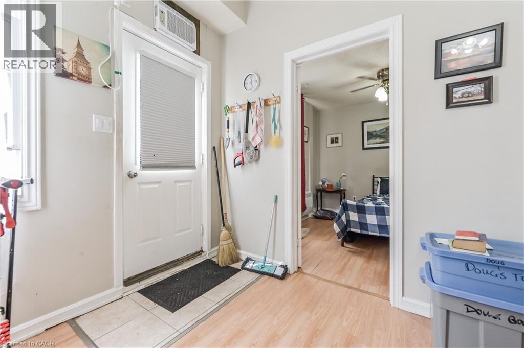 213 Main Street E, Palmerston, Ontario  N0G 2P0 - Photo 12 - 40802540