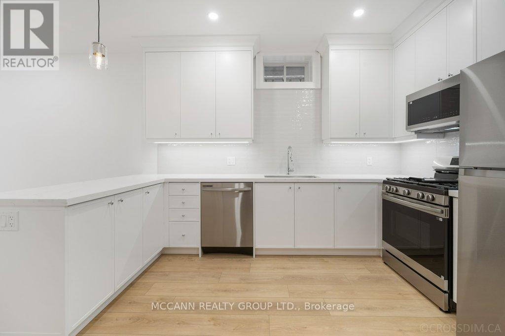 72 Woburn Avenue, Toronto, Ontario  M5M 1K6 - Photo 36 - C12753218