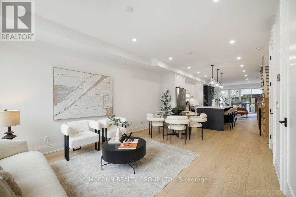 72 Woburn Avenue, Toronto, Ontario  M5M 1K6 - Photo 4 - C12753218