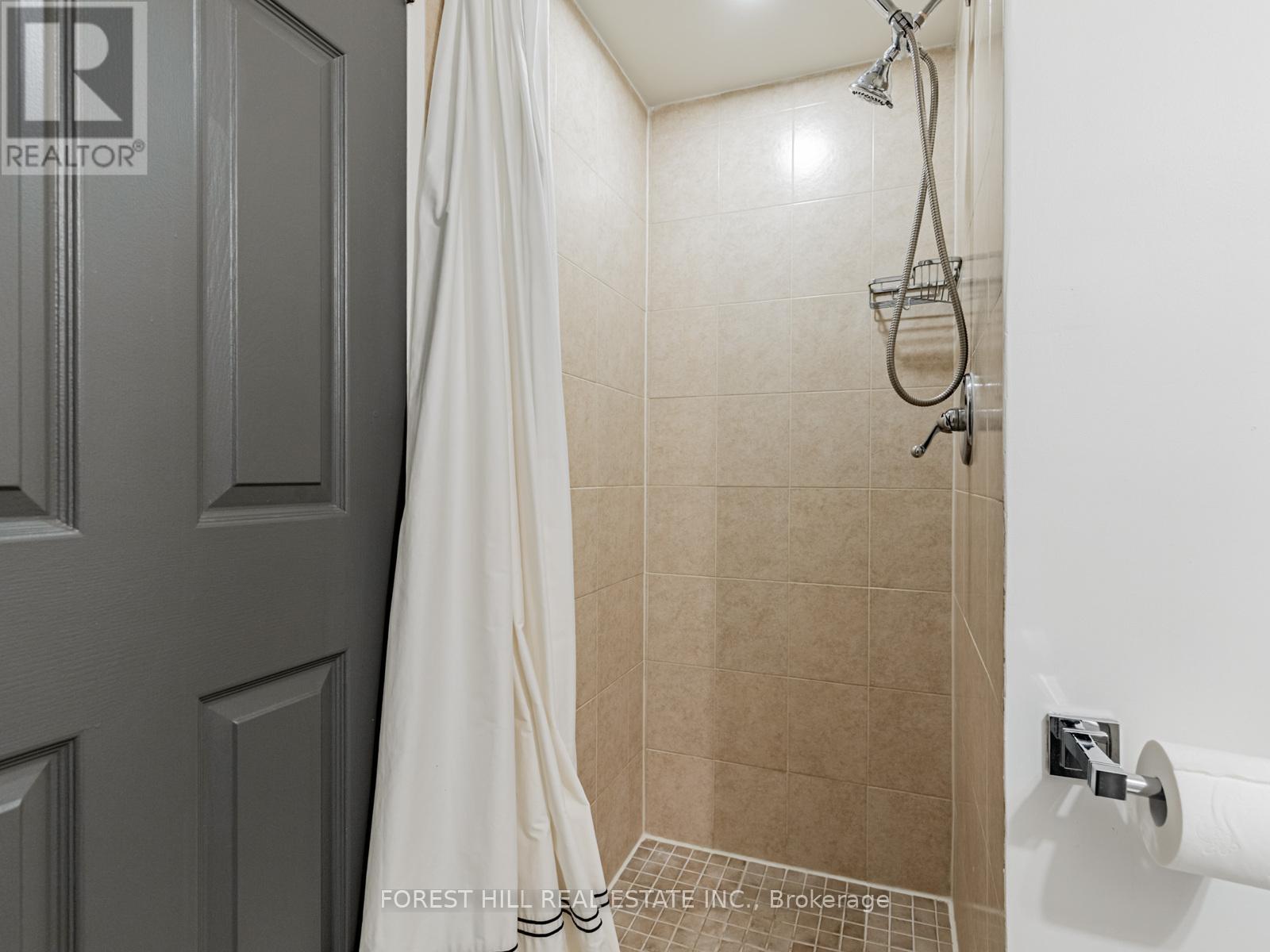 902 - 47 St Clair Avenue W, Toronto, Ontario  M4V 3A5 - Photo 24 - C12753224