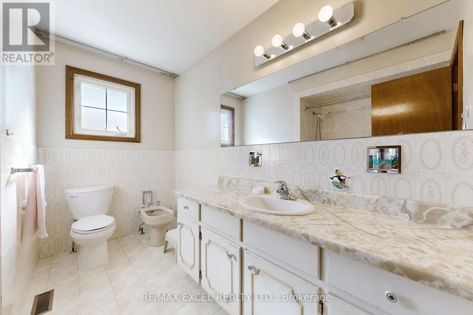 1089a Lillian Street, Toronto, Ontario  M2M 3G1 - Photo 22 - C12753240