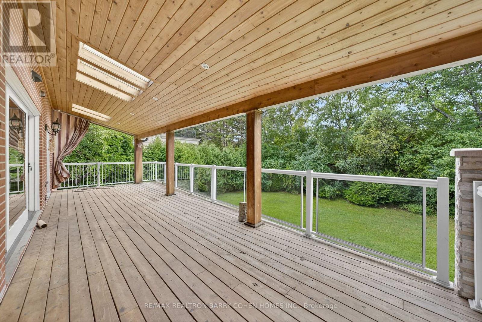 11 Tudor Gate, Toronto, Ontario  M2L 1N3 - Photo 24 - C12753276