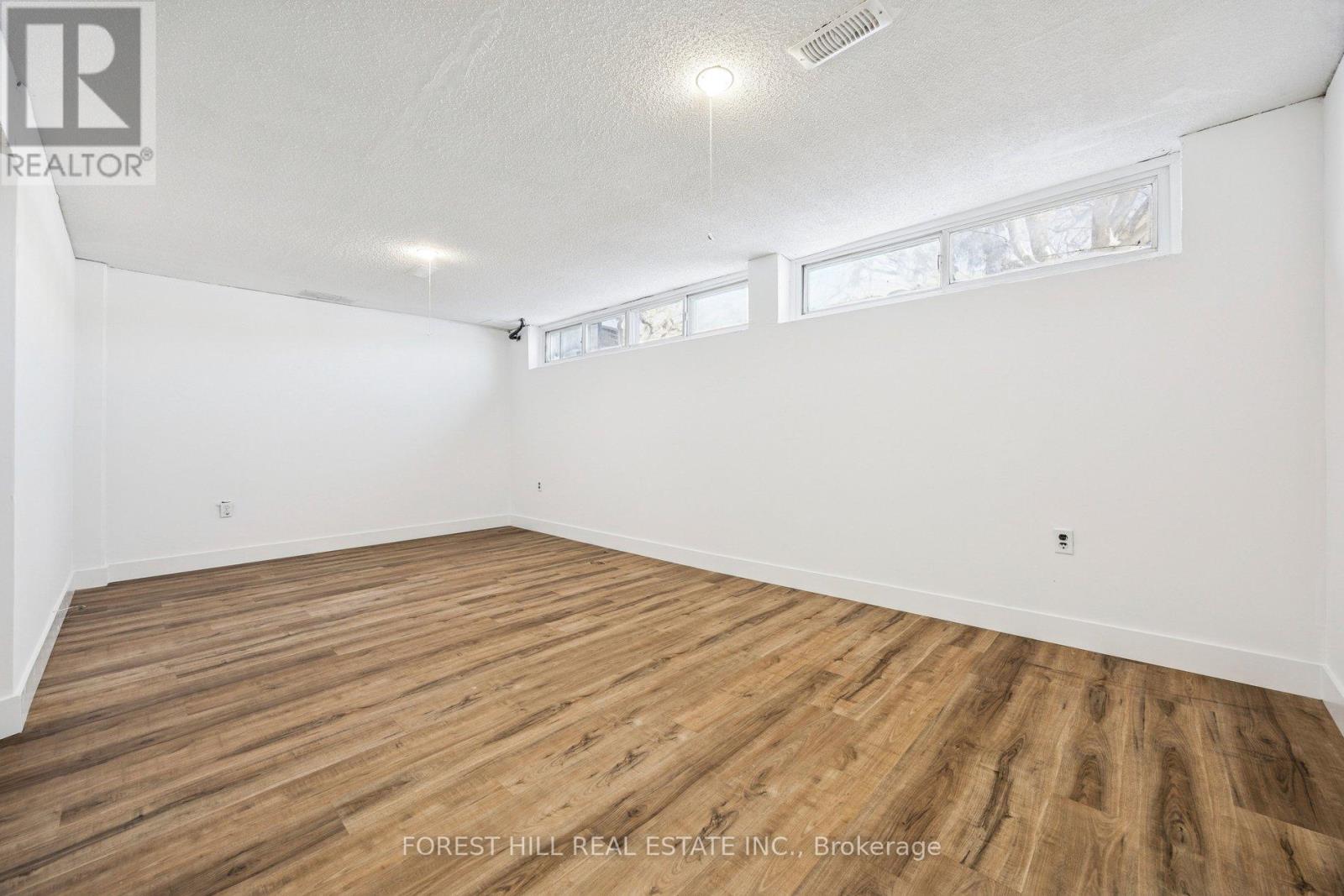 26 Fenside Drive, Toronto, Ontario  M3A 2V3 - Photo 33 - C12753284