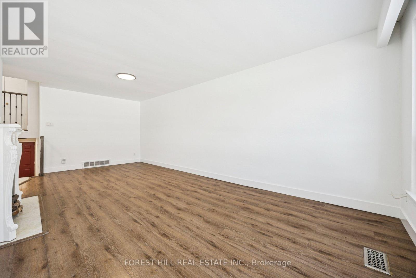 26 Fenside Drive, Toronto, Ontario  M3A 2V3 - Photo 9 - C12753284