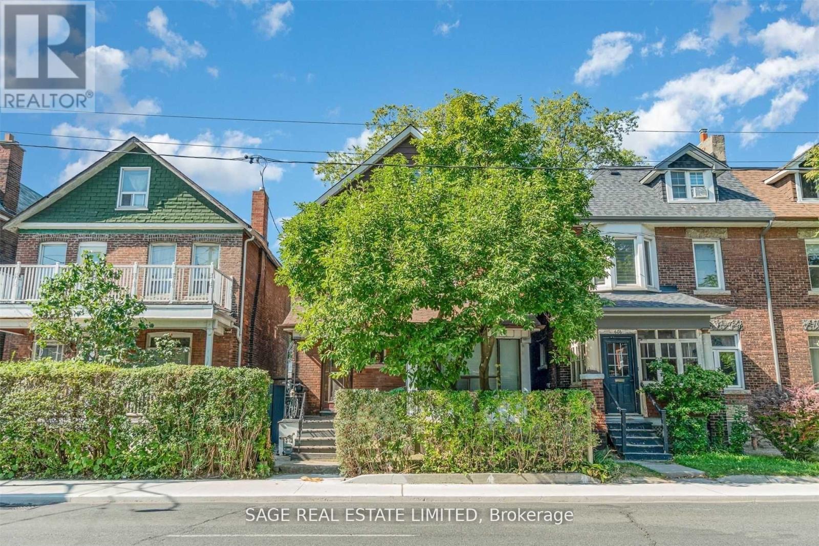 604 OSSINGTON AVENUE, Toronto, Ontario