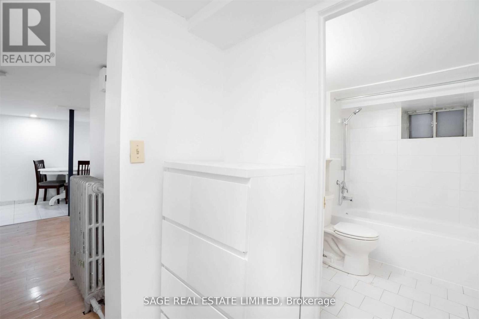 604 Ossington Avenue, Toronto, Ontario  M6G 3T5 - Photo 5 - C12753298