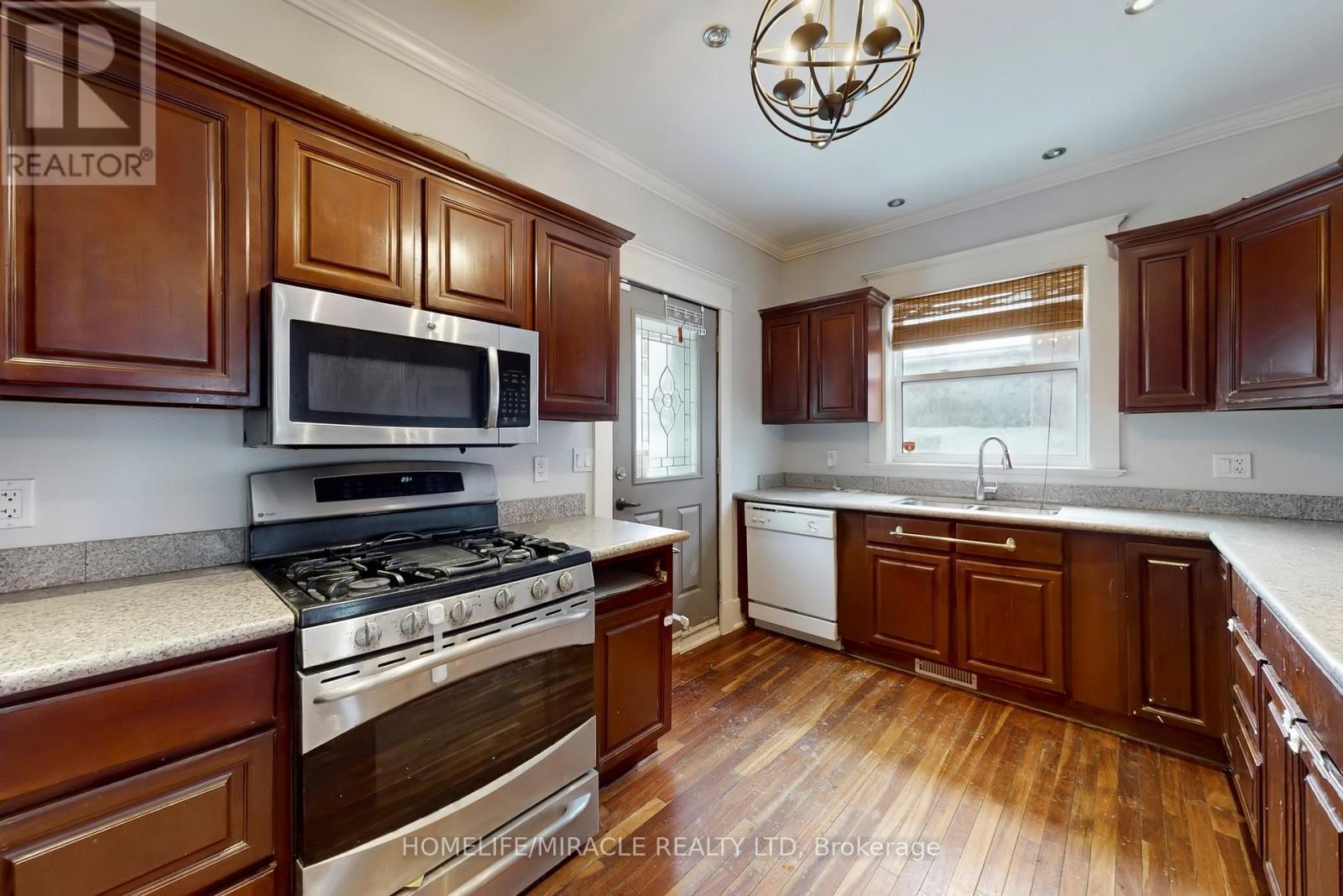 99 Adelaide Avenue W, Oshawa, Ontario  L1G 1Y5 - Photo 16 - E12753352