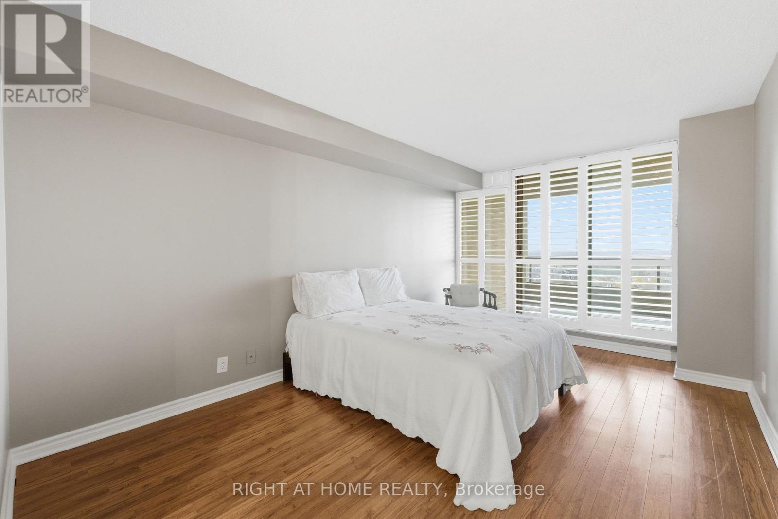 1104 - 1890 Valley Farm Road, Pickering, Ontario  L1V 6B4 - Photo 11 - E12753356