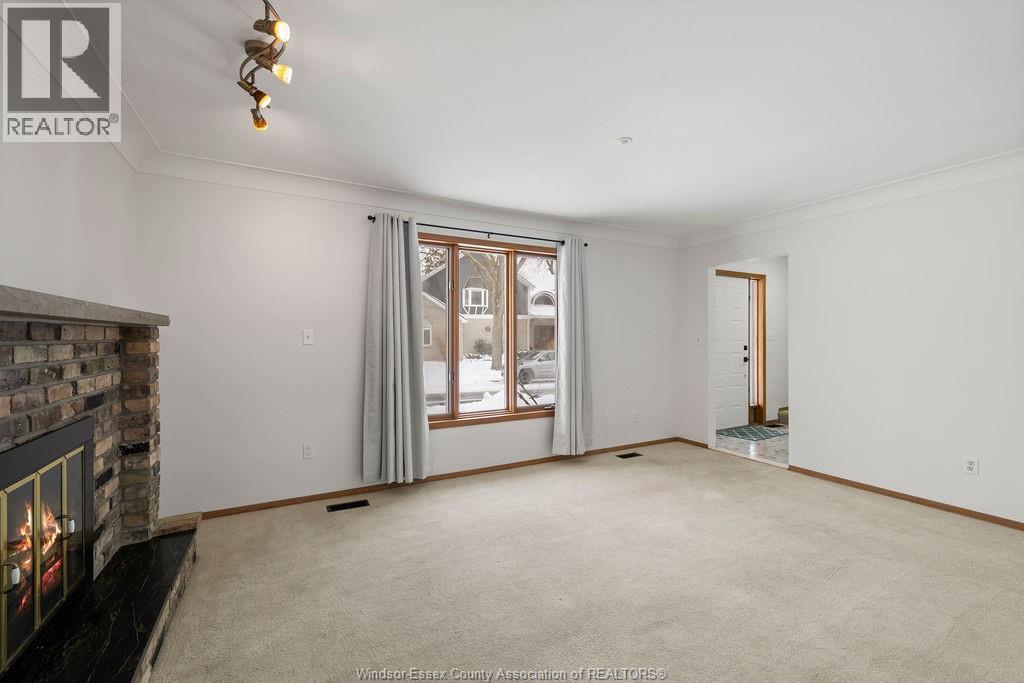 3805 Borrelli, Windsor, Ontario N9G 2H7 - Photo 14 - 26002485