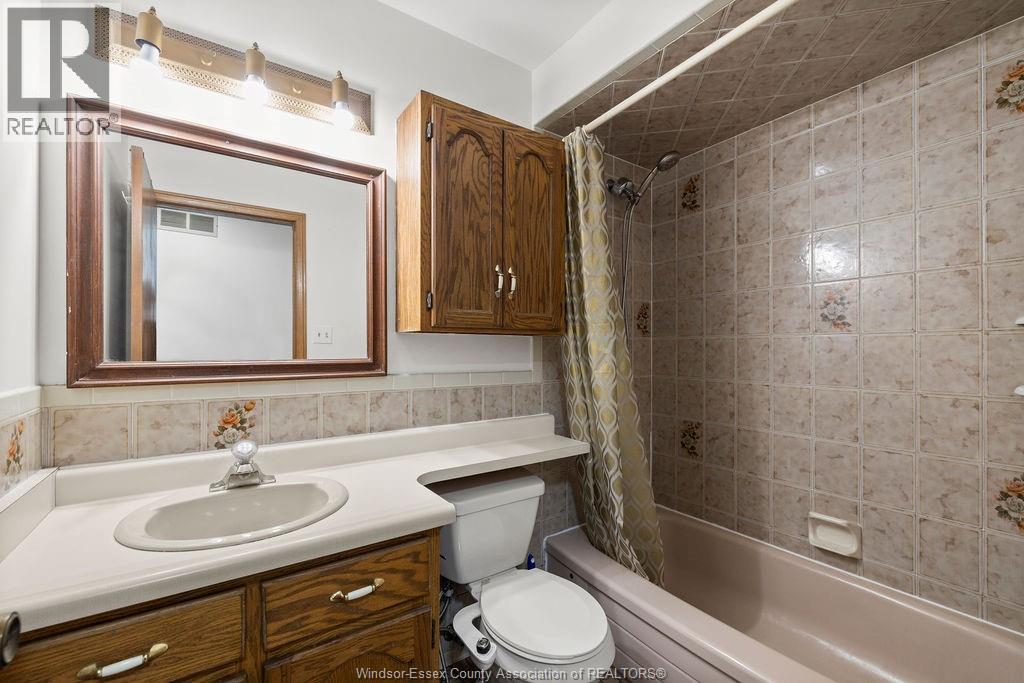 3805 Borrelli, Windsor, Ontario N9G 2H7 - Photo 25 - 26002485