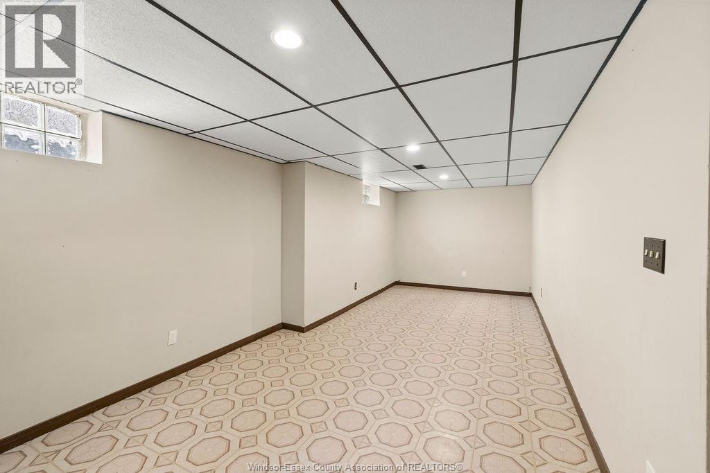3805 Borrelli, Windsor, Ontario N9G 2H7 - Photo 32 - 26002485