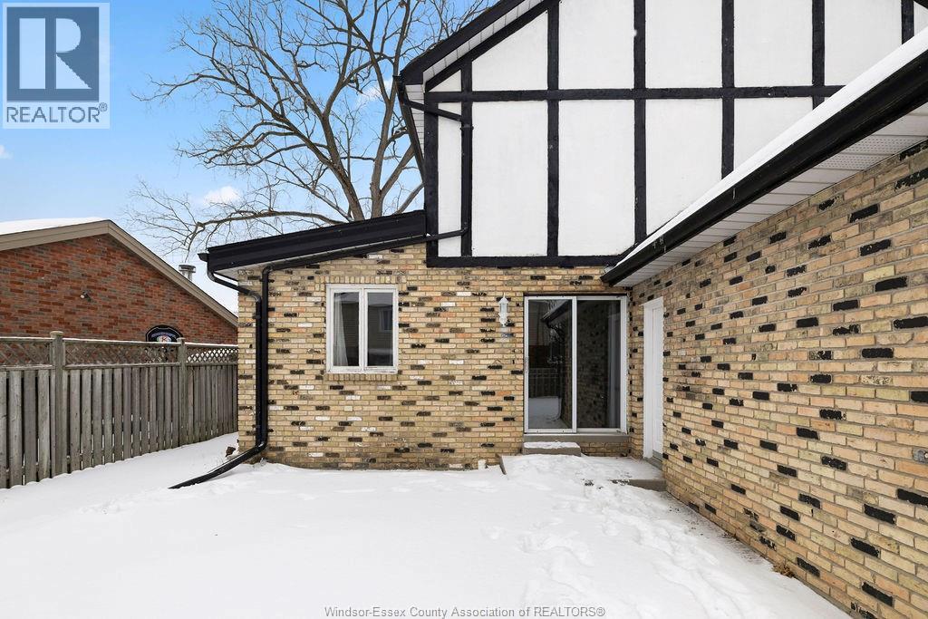 3805 Borrelli, Windsor, Ontario N9G 2H7 - Photo 35 - 26002485