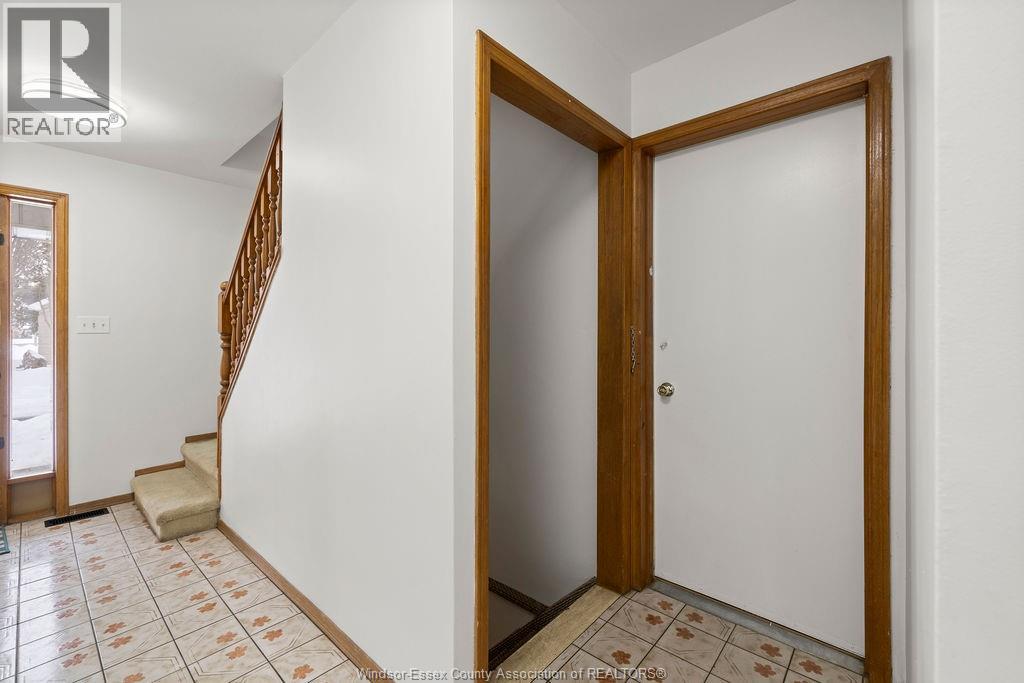 3805 Borrelli, Windsor, Ontario N9G 2H7 - Photo 4 - 26002485