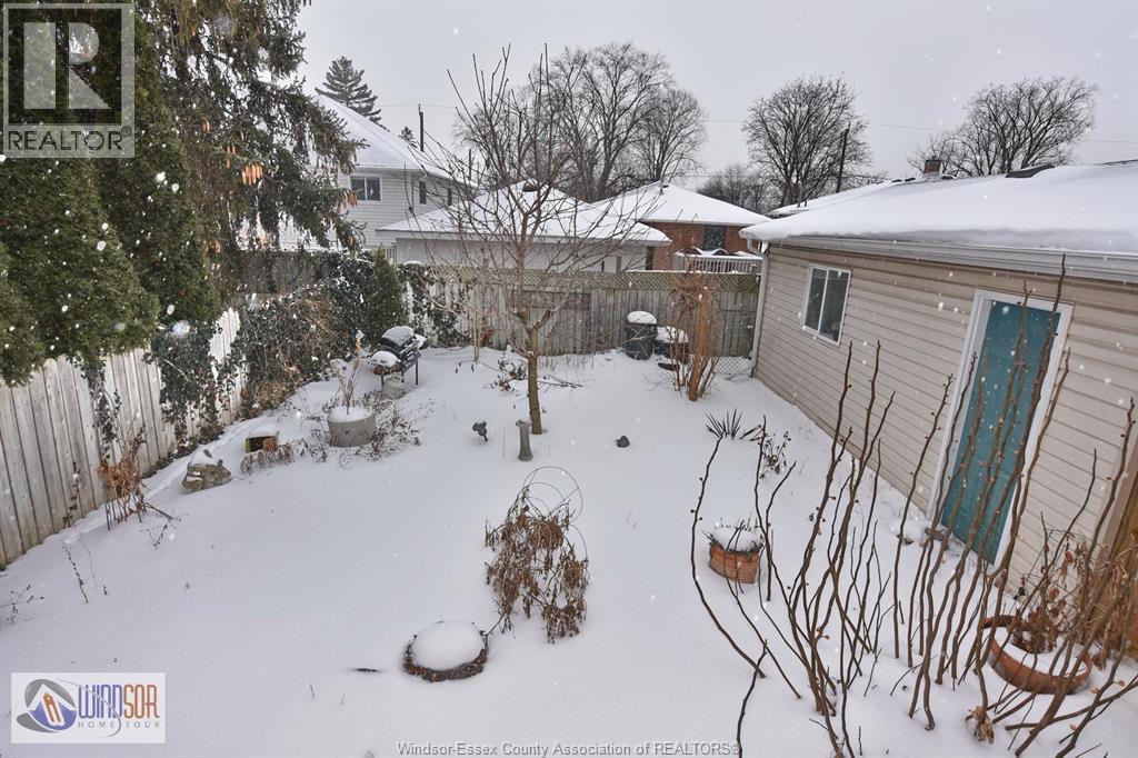 2471 Pillette, Windsor, Ontario N8T 1P7 - Photo 10 - 26002474