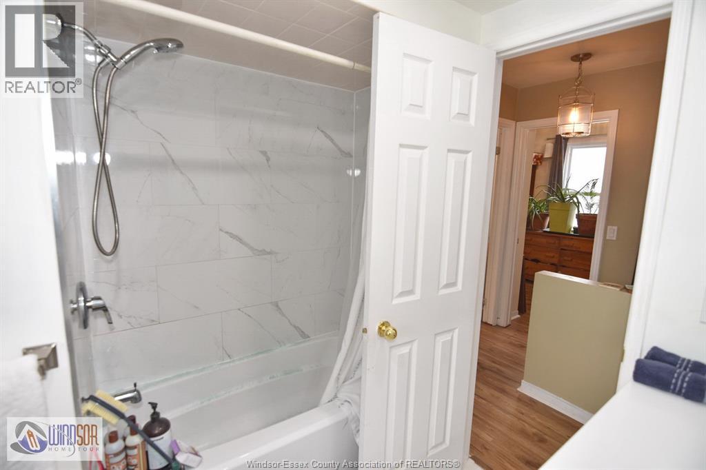 2471 Pillette, Windsor, Ontario N8T 1P7 - Photo 37 - 26002474