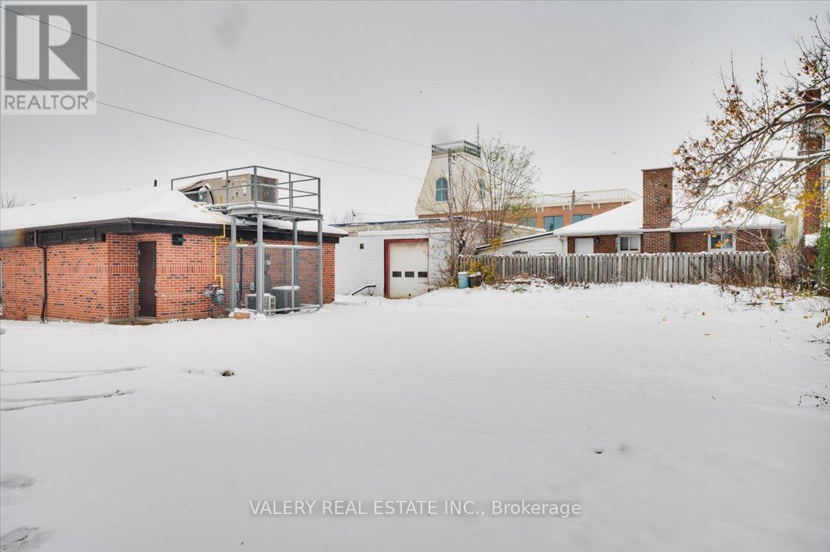 10 Cameron Street W, Brock, Ontario  L0E 1E0 - Photo 19 - N12753296