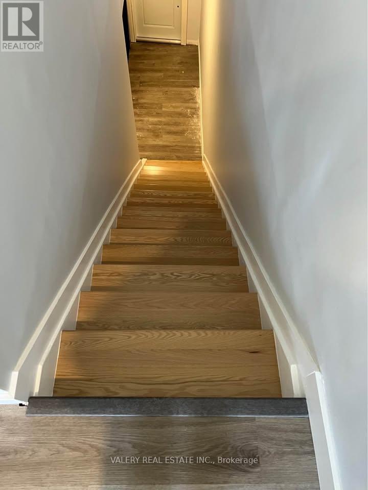 2nd Floor - 20497 Leslie Street, East Gwillimbury, Ontario  L0G 0A5 - Photo 10 - N12753314