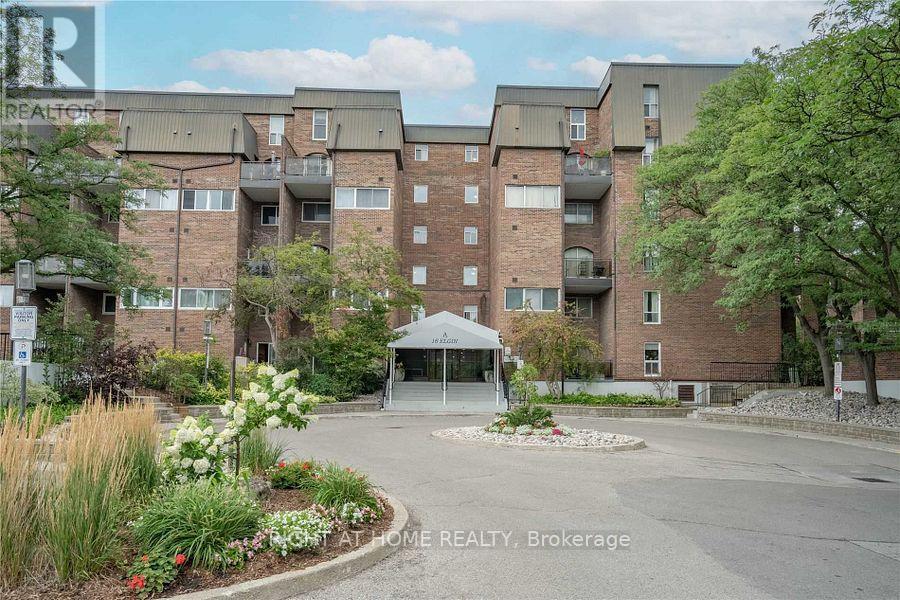 200 - 16 ELGIN STREET, Markham, Ontario