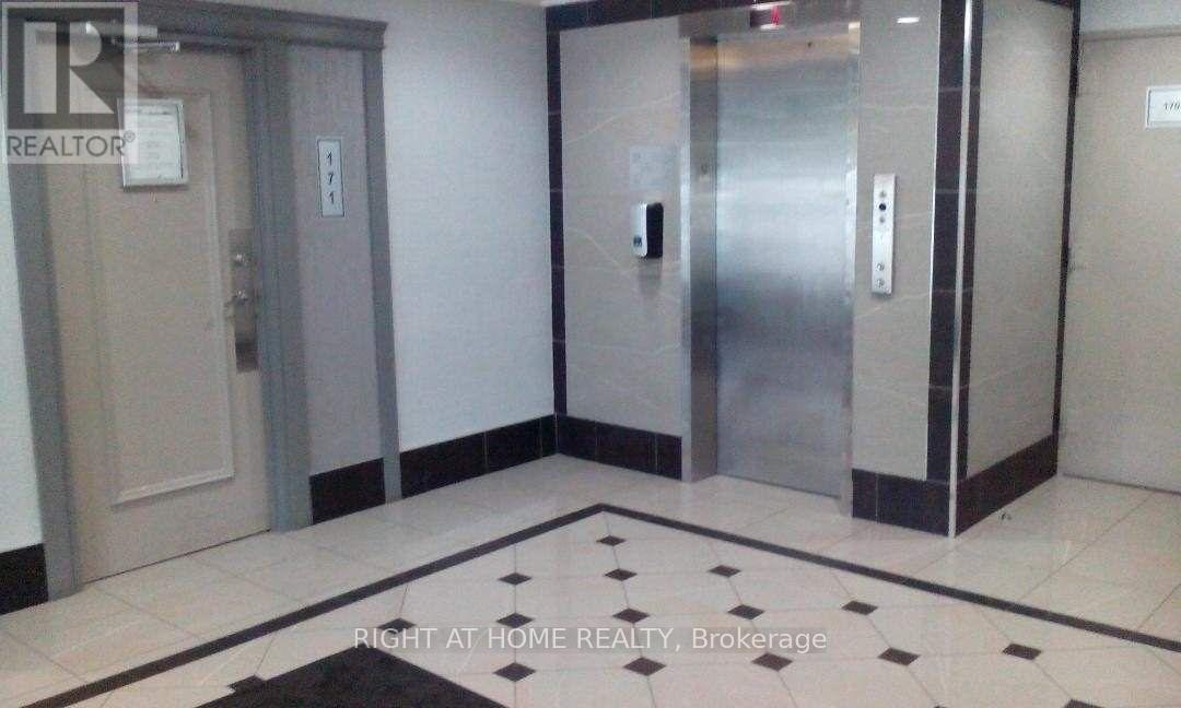 200 - 16 Elgin Street, Markham, Ontario  L3T 4T4 - Photo 2 - N12753336