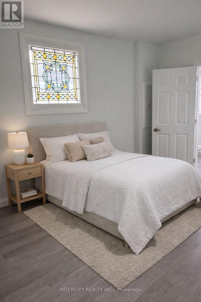 90 Coldwater Road W, Orillia, Ontario  L3V 5L5 - Photo 5 - S12753312