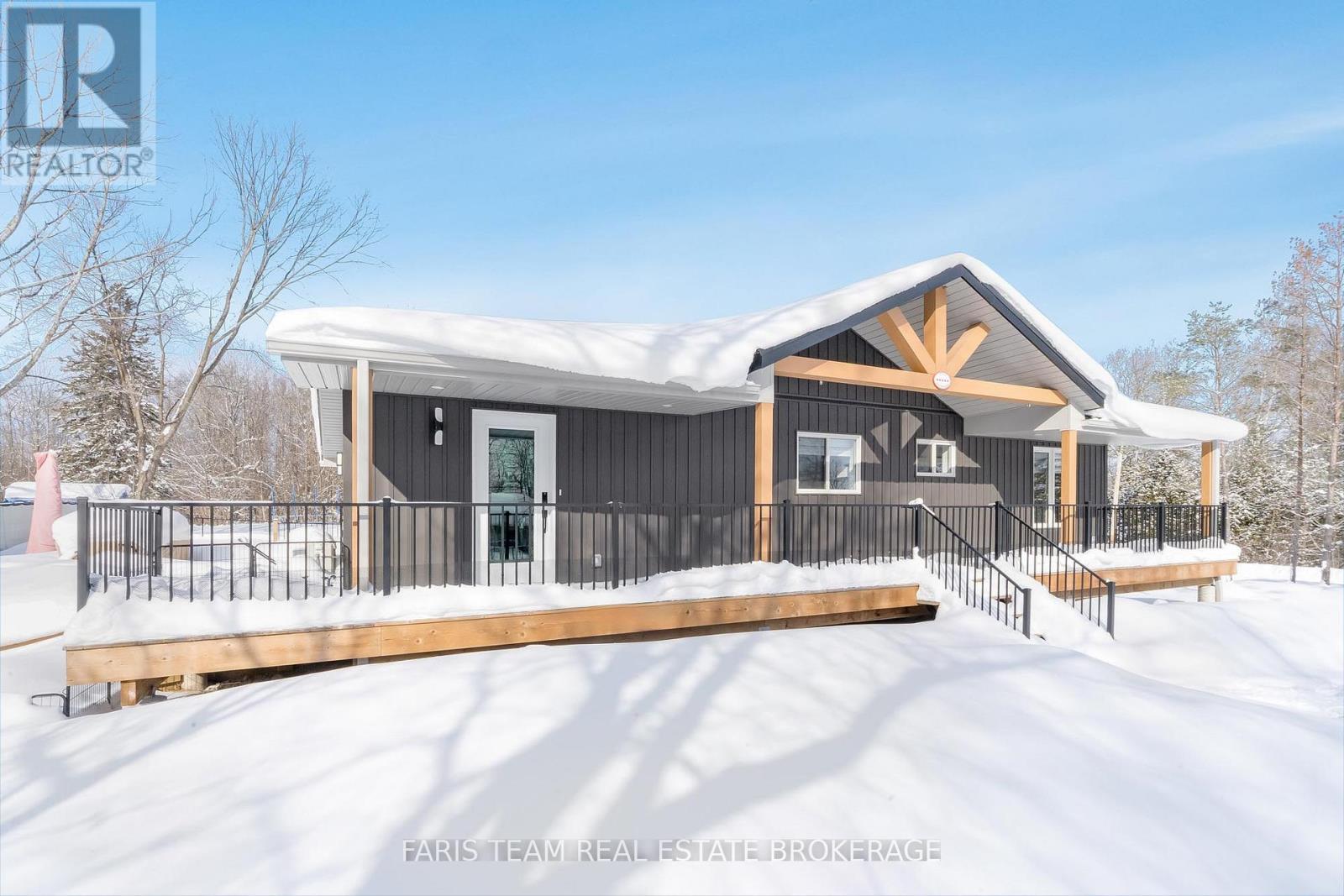 550 Second Avenue, Tay, Ontario  L0K 1R0 - Photo 33 - S12753342