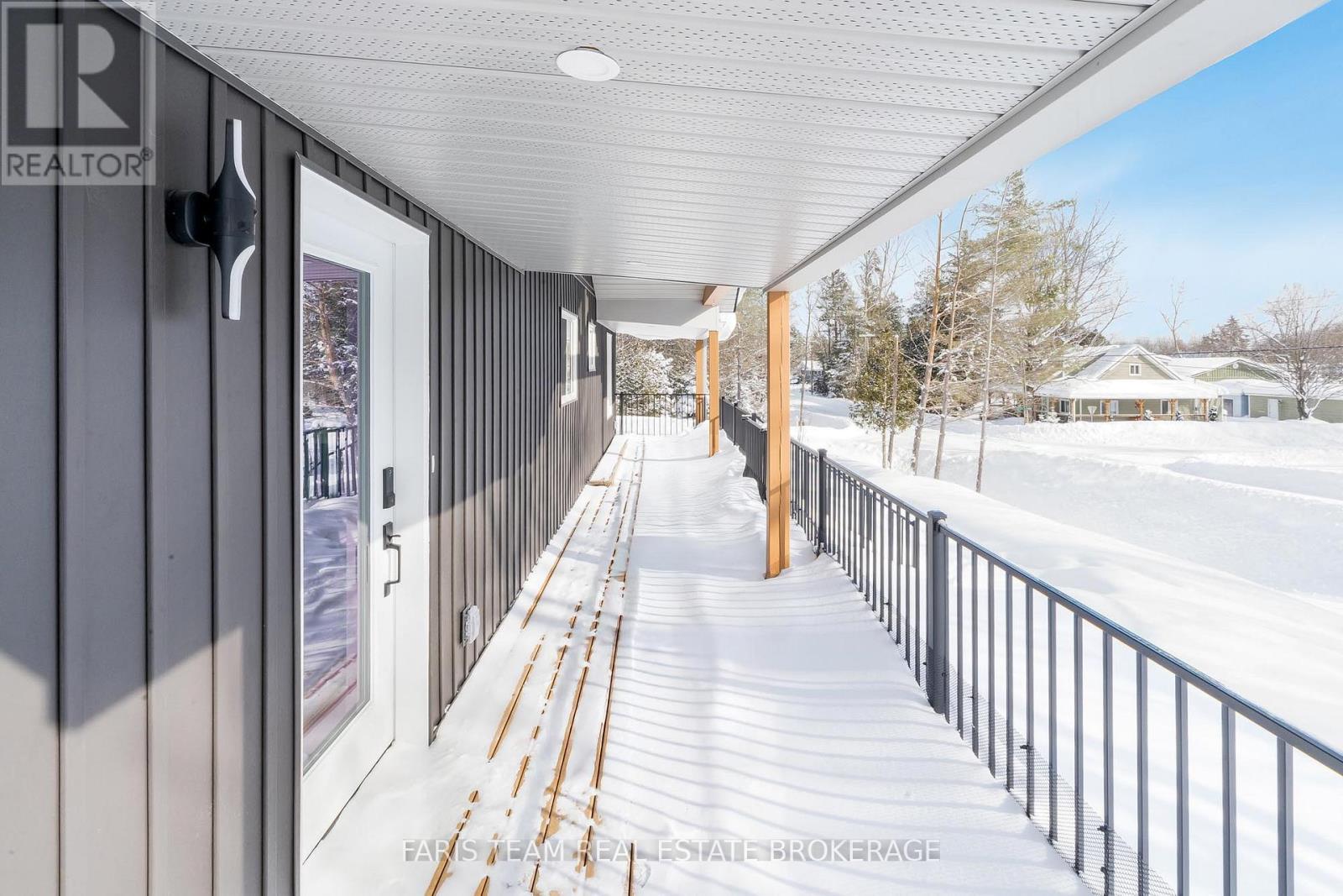 550 Second Avenue, Tay, Ontario  L0K 1R0 - Photo 36 - S12753342