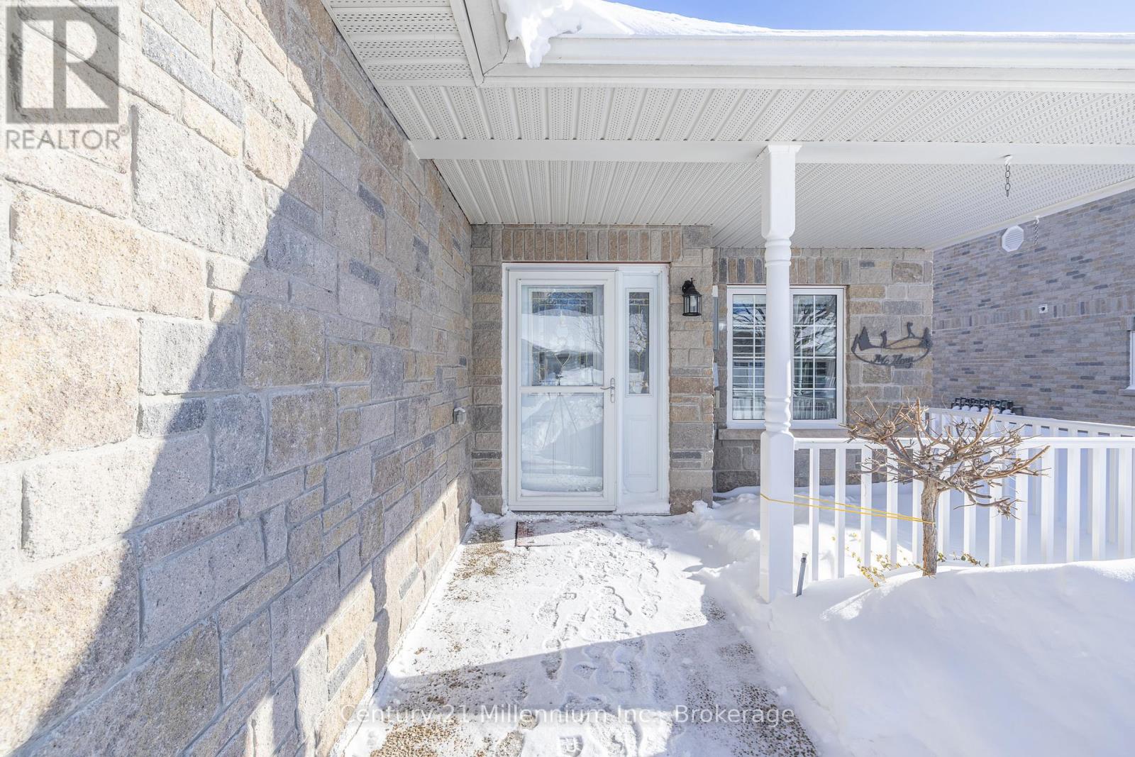 41 Garden Grove, Wasaga Beach, Ontario  L9Z 0E6 - Photo 4 - S12753498