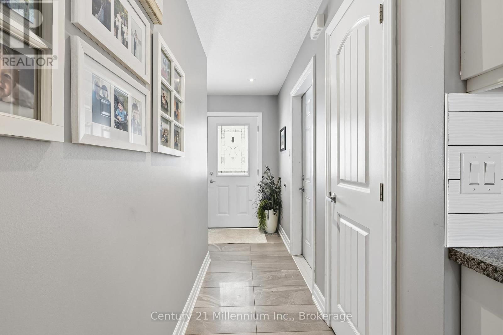 41 Garden Grove, Wasaga Beach, Ontario  L9Z 0E6 - Photo 6 - S12753498