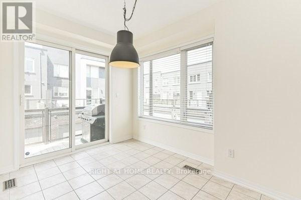 33 - 3019 Creekshore Common, Oakville, Ontario  L6M 1L8 - Photo 11 - W12753266