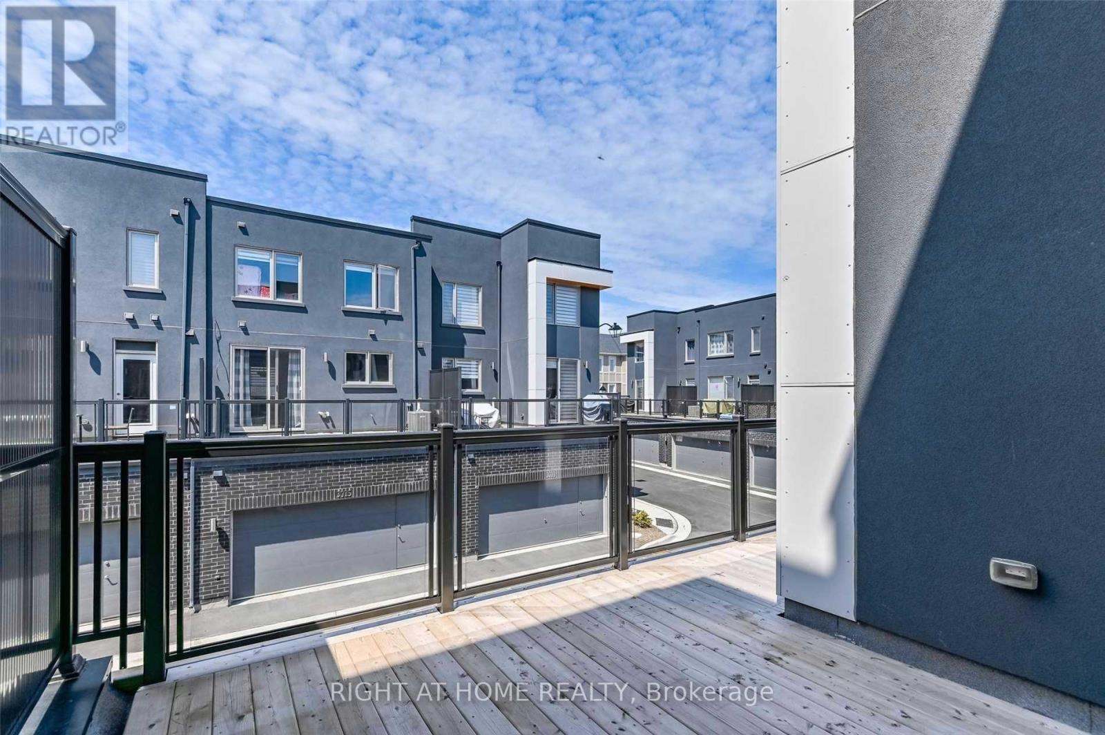 33 - 3019 Creekshore Common, Oakville, Ontario  L6M 1L8 - Photo 18 - W12753266