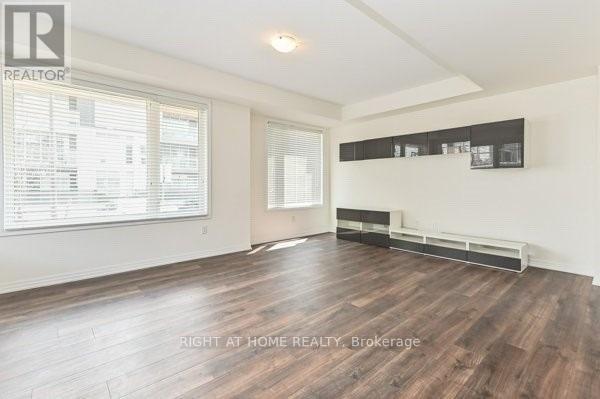 33 - 3019 Creekshore Common, Oakville, Ontario  L6M 1L8 - Photo 3 - W12753266