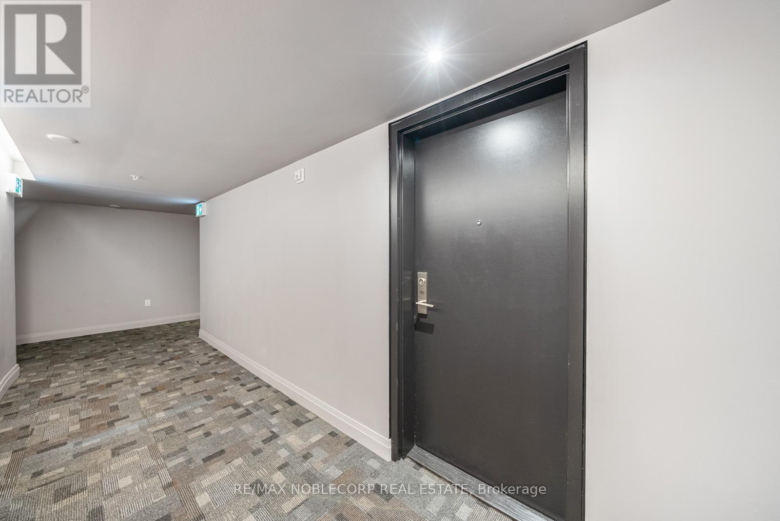 510 - 408 Browns Line, Toronto, Ontario  M8W 0C3 - Photo 3 - W12753318