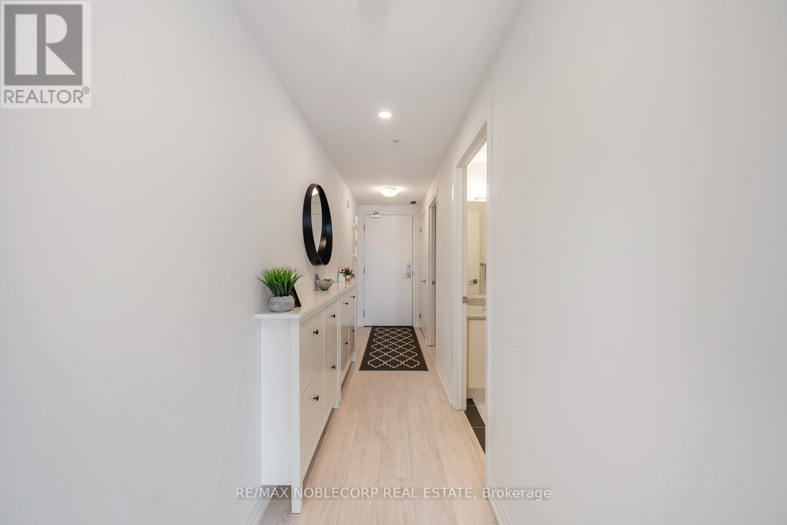 510 - 408 Browns Line, Toronto, Ontario  M8W 0C3 - Photo 5 - W12753318