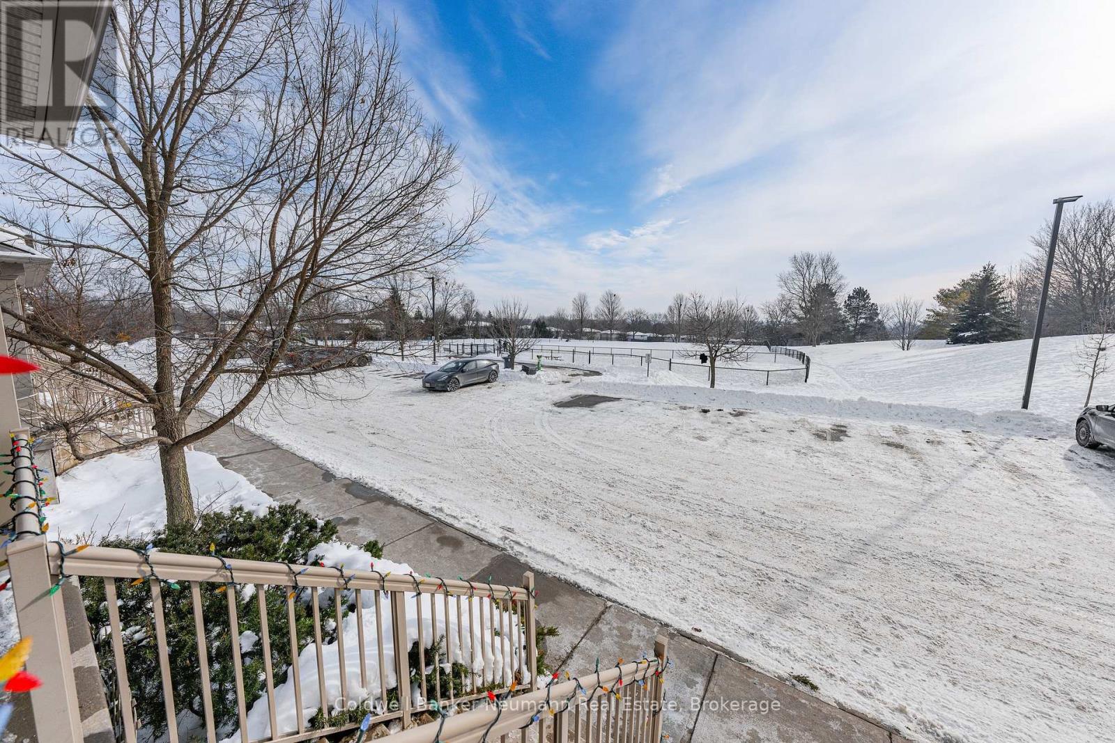 107 - 35 Mountford Drive, Guelph, Ontario  N1E 0G6 - Photo 2 - X12753620