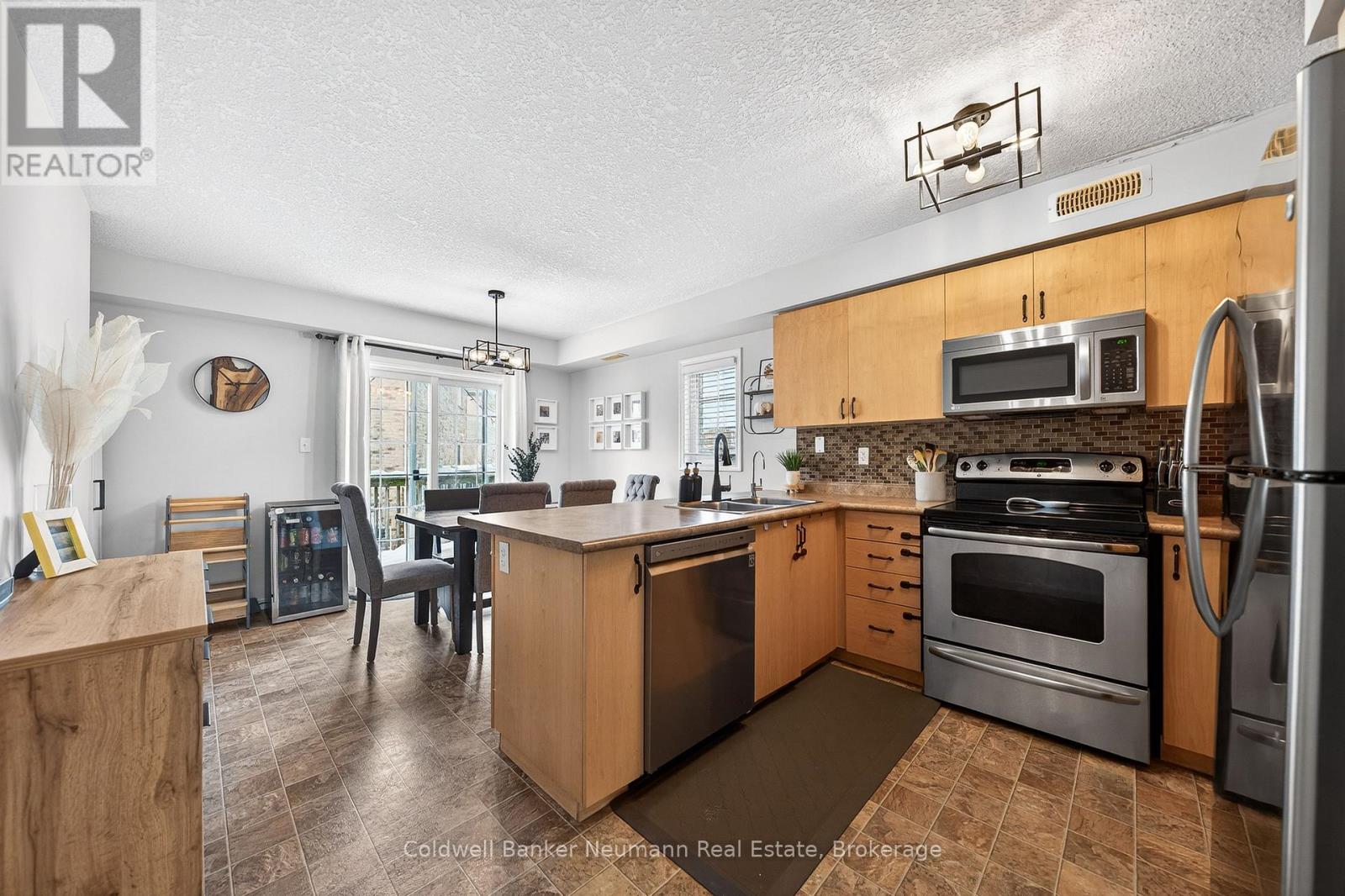 107 - 35 Mountford Drive, Guelph, Ontario  N1E 0G6 - Photo 9 - X12753620