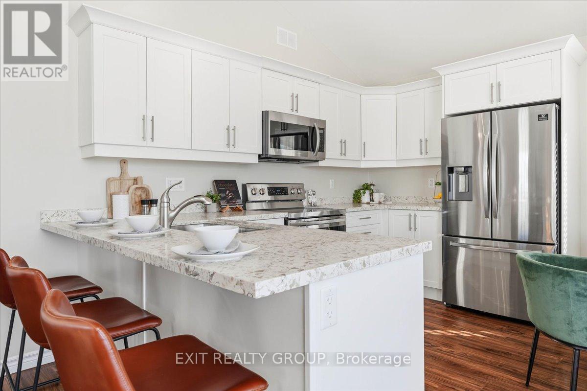 1201 - 300 Croft Street, Port Hope, Ontario  L1A 4A5 - Photo 7 - X12753372